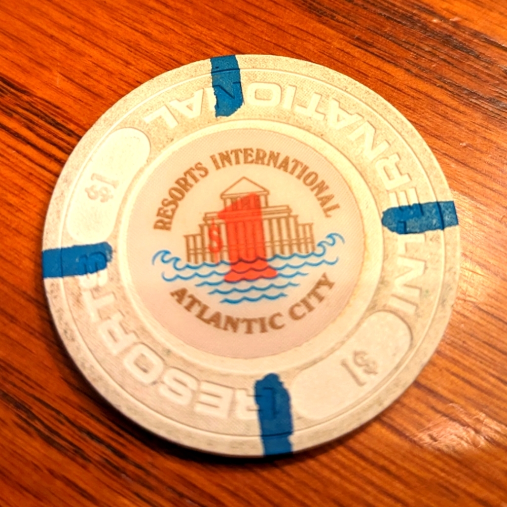 Resorts International Casino $1 Casino Chip Atlantic City New Jersey NJ
